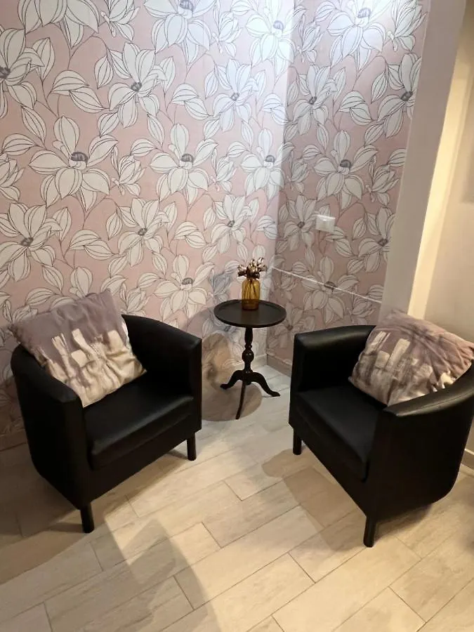Il Nido - Cozy Studio Apartment In Santa Croce Florence